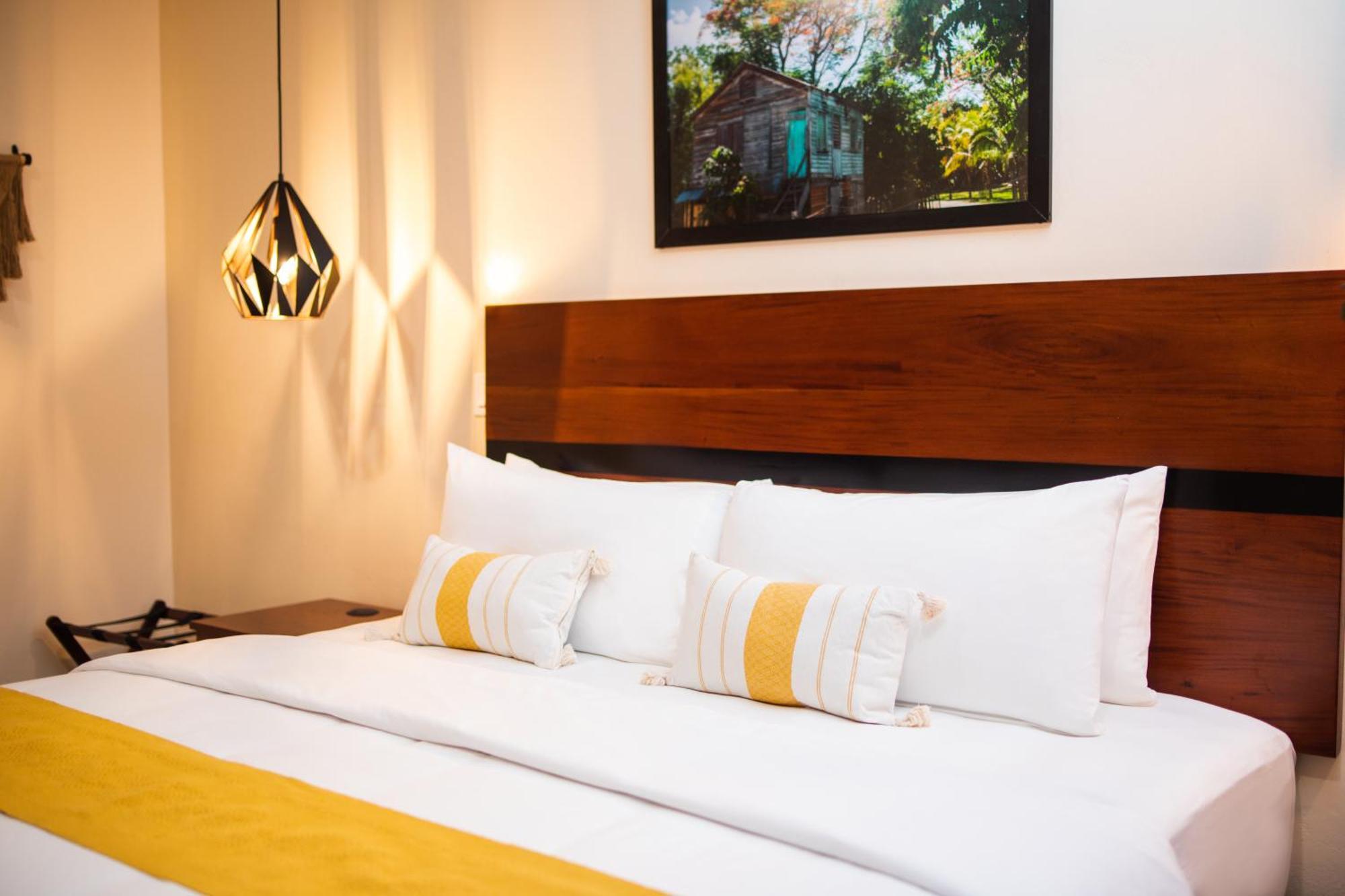 The West House Boutique Hotel Сан-Игнасио Экстерьер фото